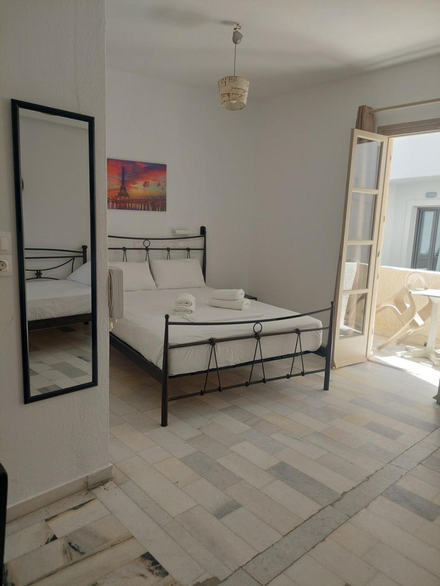 Studio Tsakas Naxos City Extérieur photo